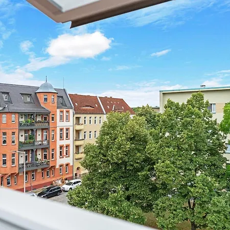 Helles Modernes Zentrales Studio, Nahe Btu, Vollausgestattet&parkplatz Auf Anfrage * Cottbus